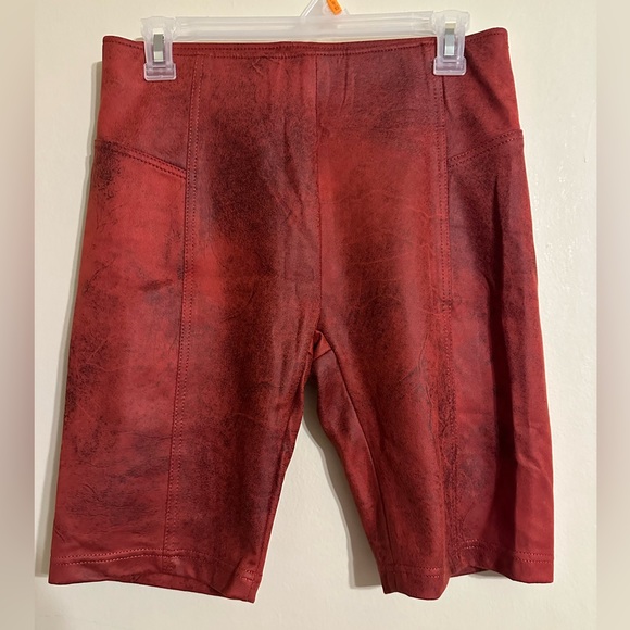 Free People - Picture 1 of 4